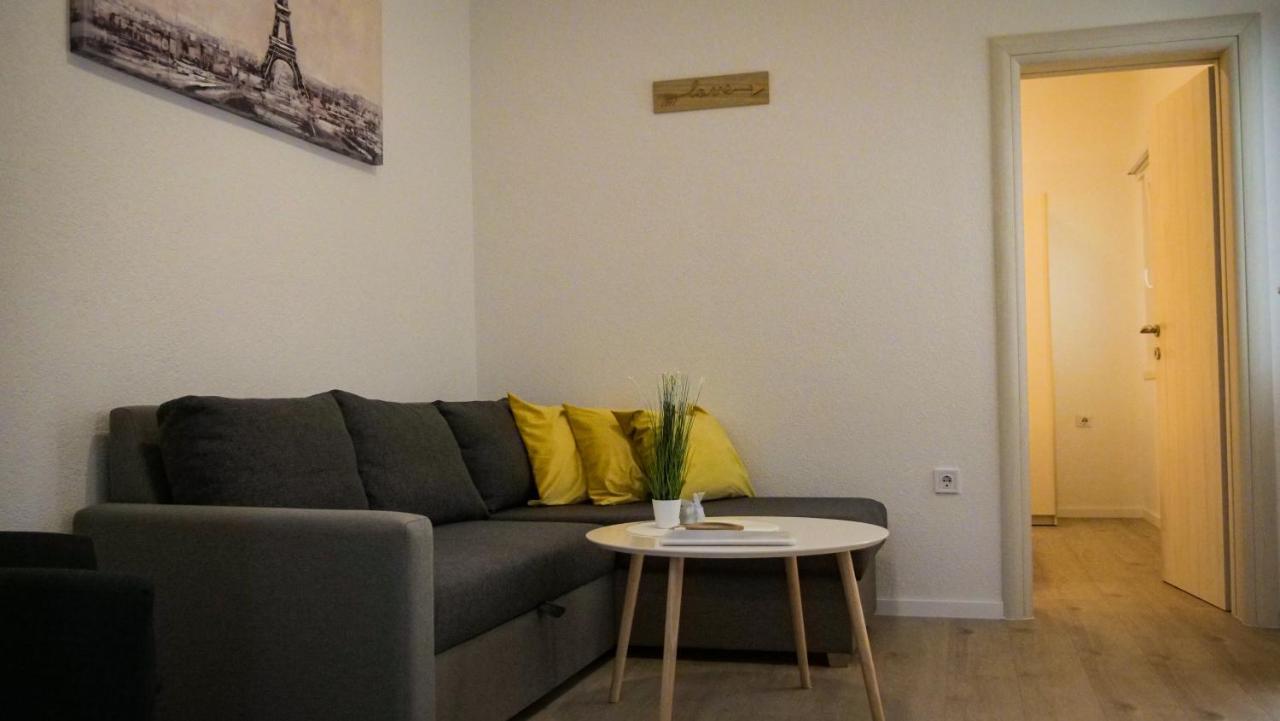 Peaceful & Sunny Apartamento